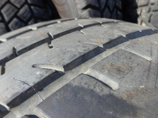 Гуми Летни 225/70R15, снимка 2 - Гуми и джанти - 22350764