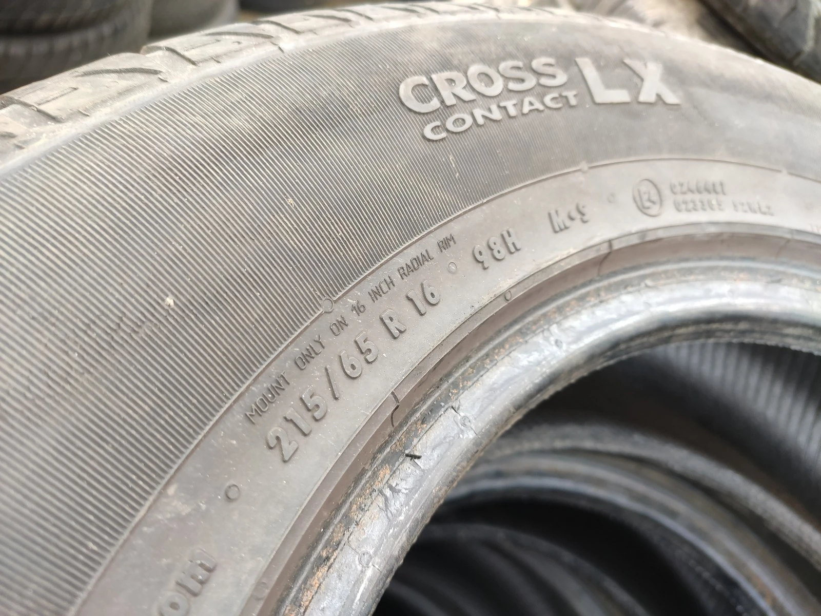 Гуми Всесезонни 215/65R16, снимка 7 - Гуми и джанти - 56725817