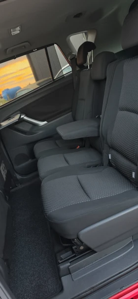 Toyota Verso 1.8, всички екстри, ТОП, снимка 17