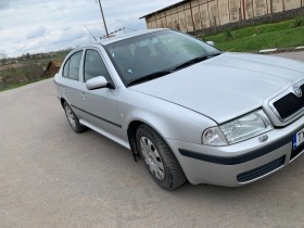 Skoda Octavia, снимка 4 - Автомобили и джипове - 45596926