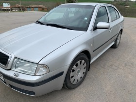 Skoda Octavia, снимка 3 - Автомобили и джипове - 45596926