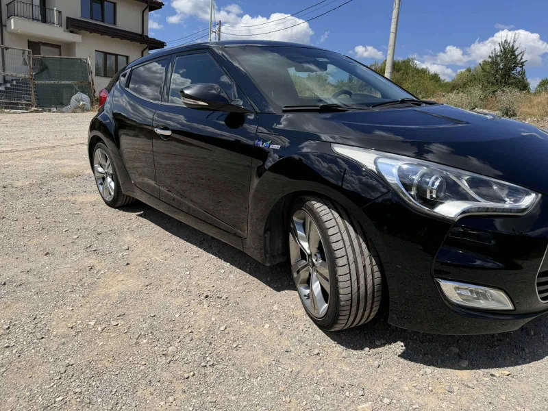 Hyundai Veloster , снимка 12 - Автомобили и джипове - 47413482