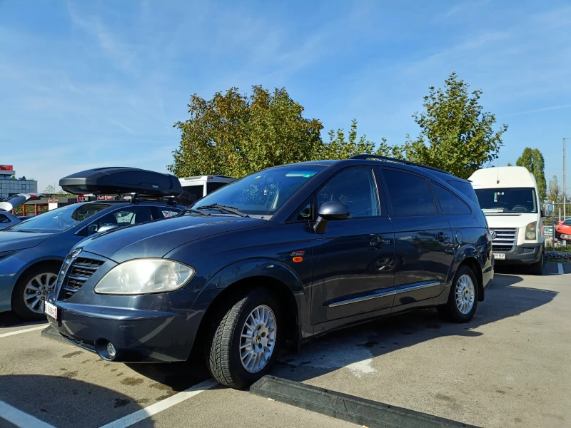 Ssang yong Rodius 270xdi AWD Нов внос Швейцария , снимка 6 - Автомобили и джипове - 48071230