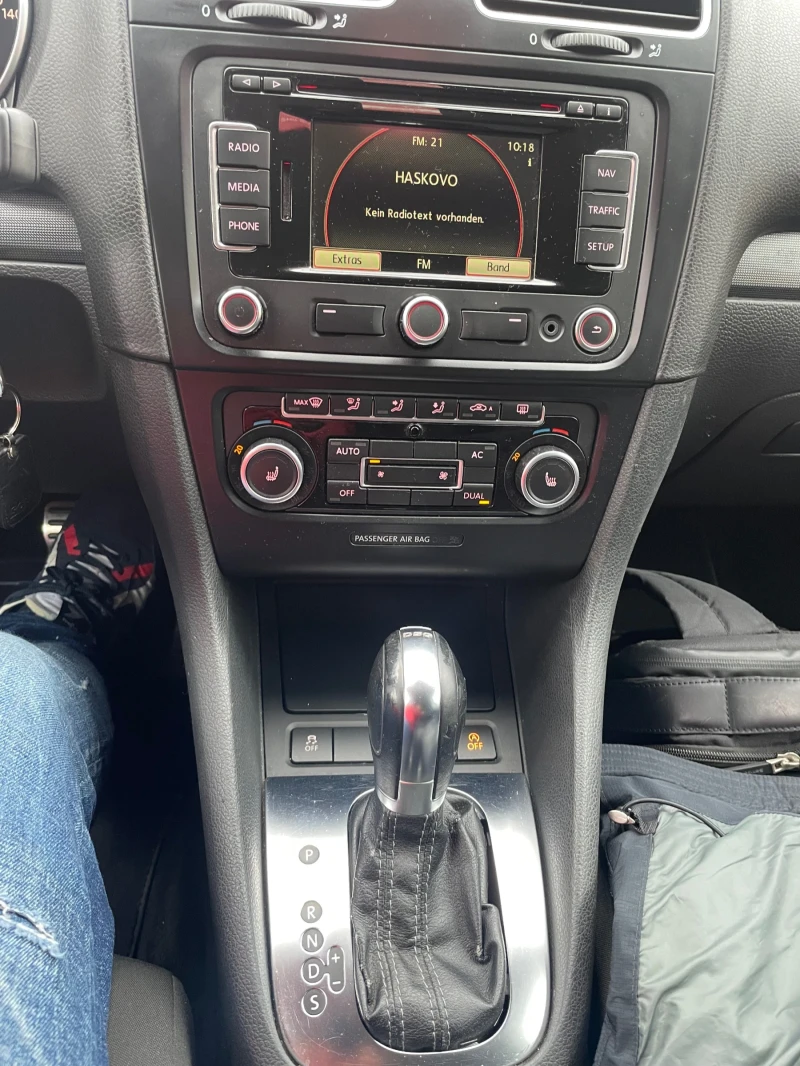 VW Golf Variant Xenon, Navi, снимка 15 - Автомобили и джипове - 48214628