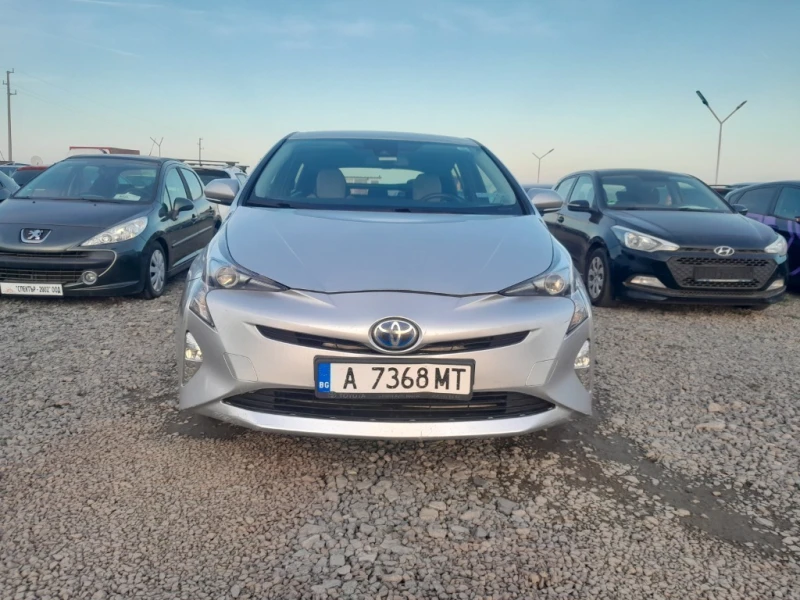 Toyota Prius, снимка 3 - Автомобили и джипове - 49072616