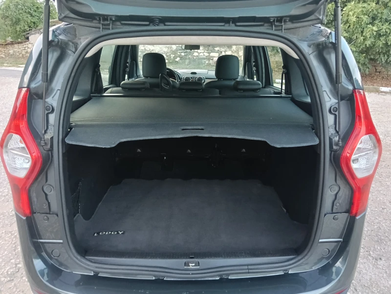 Dacia Lodgy 1.6 LPG PRESTIGE, снимка 11 - Автомобили и джипове - 51684365