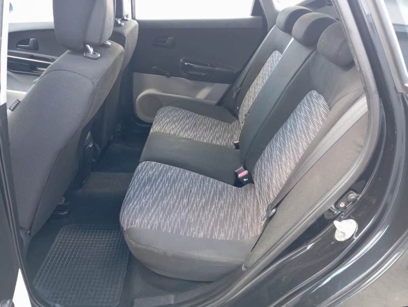 Kia Ceed 1.4i LPG, снимка 10 - Автомобили и джипове - 51896773