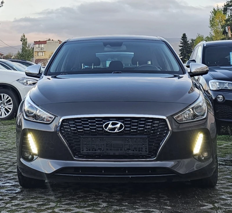 Hyundai I30 1.4 Turbo 140к.с. Trend Камера Keyless , снимка 2 - Автомобили и джипове - 52202871