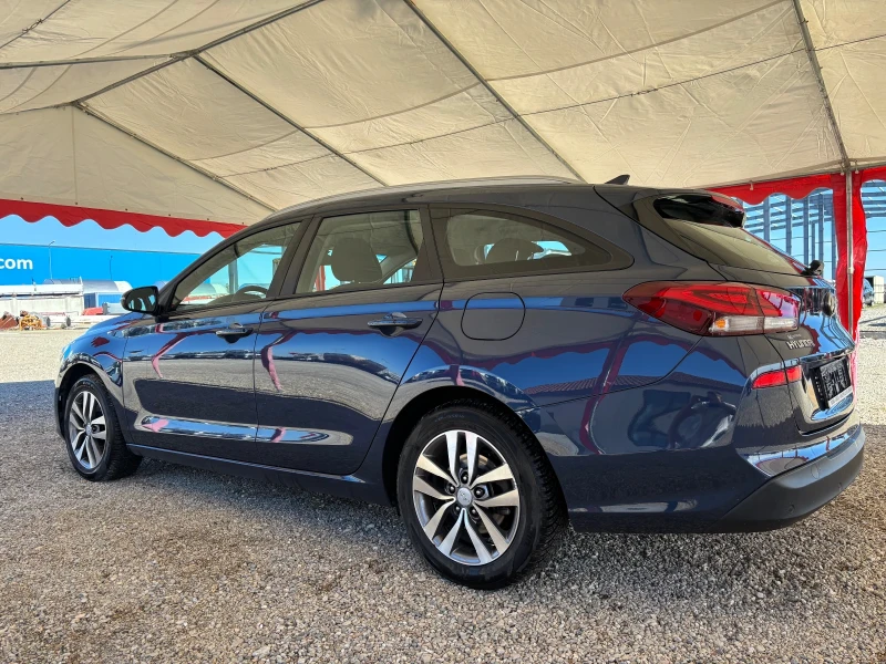 Hyundai I30 1.6 CRDI, снимка 4 - Автомобили и джипове - 52258976