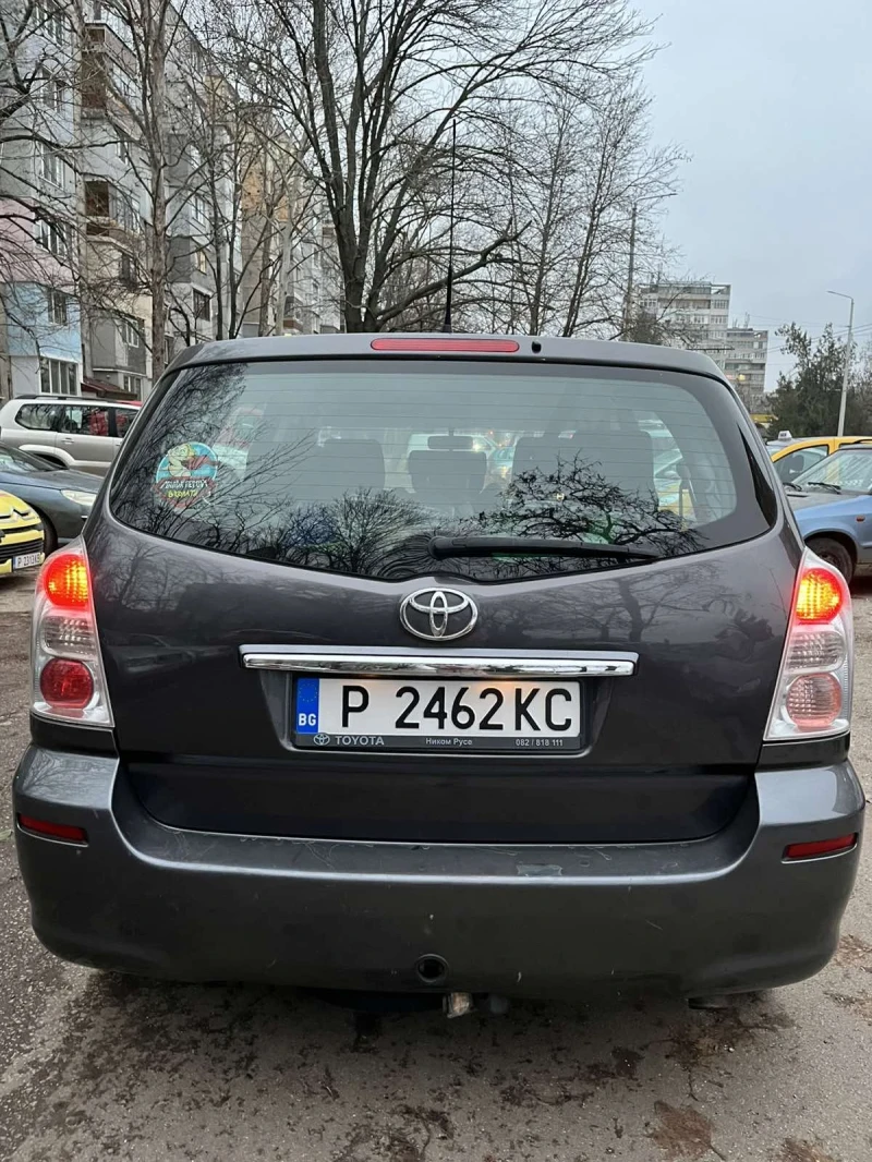Toyota Verso, снимка 3 - Автомобили и джипове - 52792347