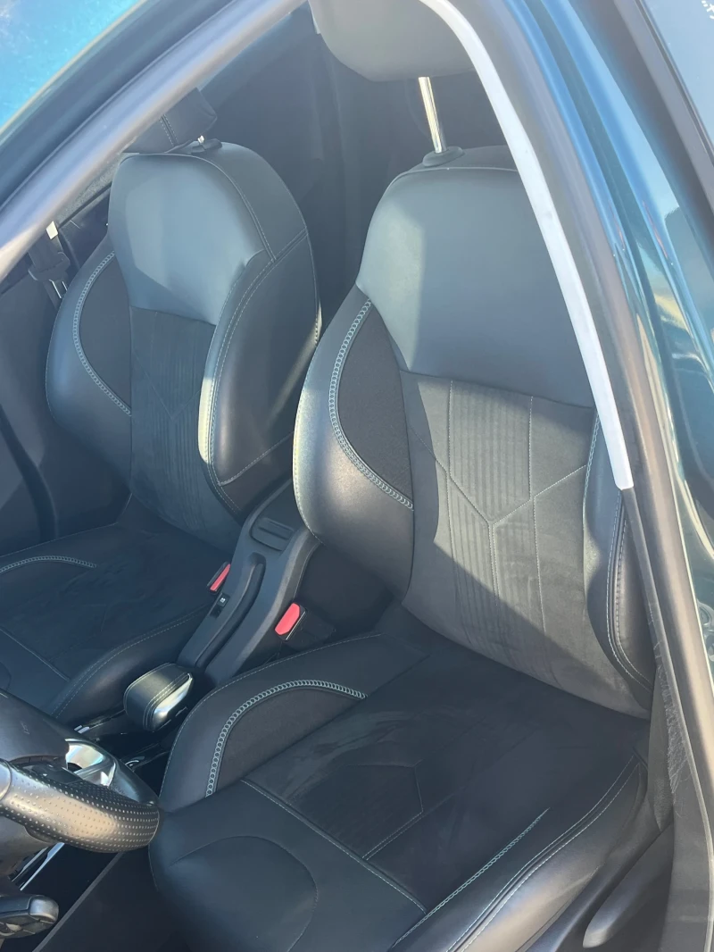 Peugeot 2008 AUTOMATIC / CROSSWAY, снимка 13 - Автомобили и джипове - 52927451