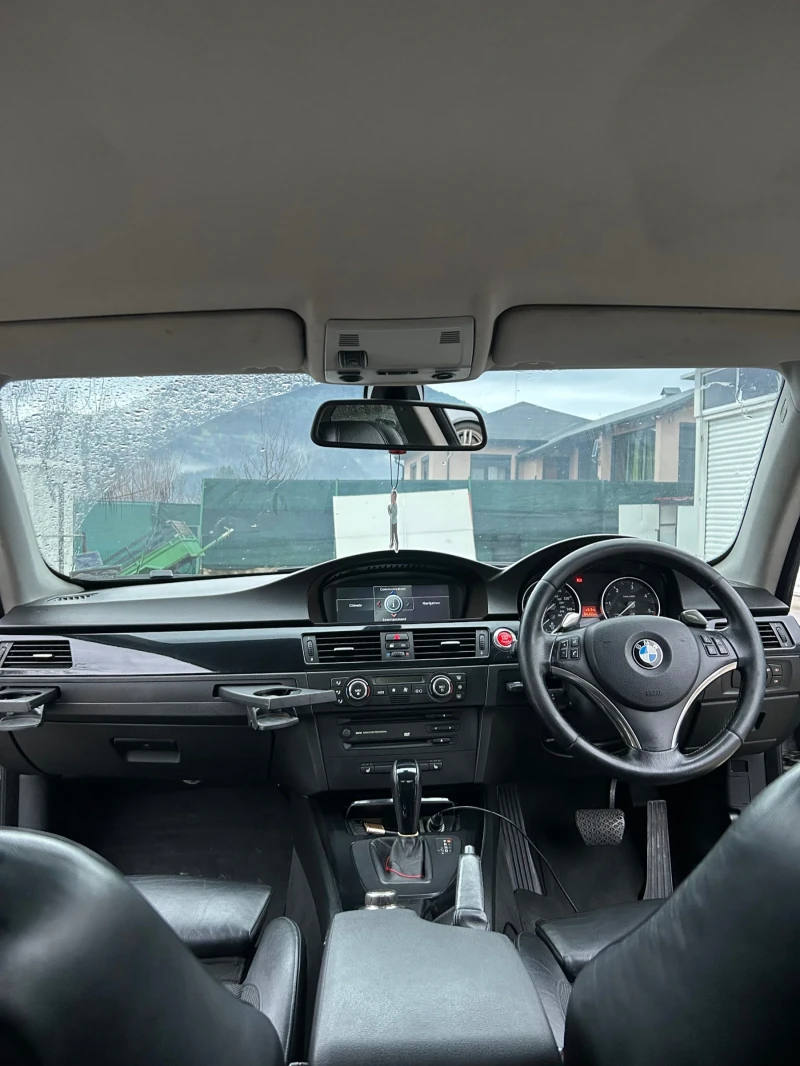 BMW 335 Купе, снимка 11 - Автомобили и джипове - 53063624