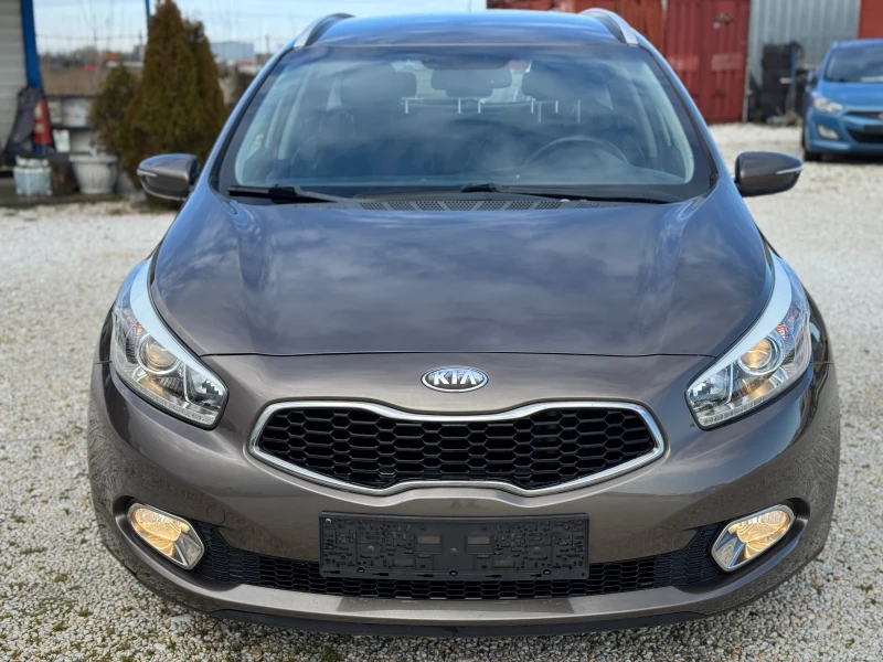 Kia Ceed 1.6 CRDI Navi Camera Business , снимка 7 - Автомобили и джипове - 53580228