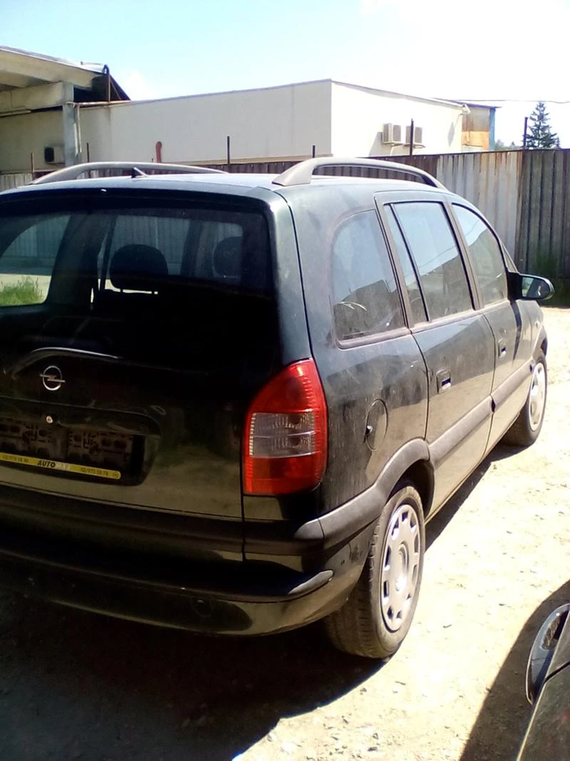 Opel Zafira 2.2DTI, снимка 6 - Автомобили и джипове - 24302779