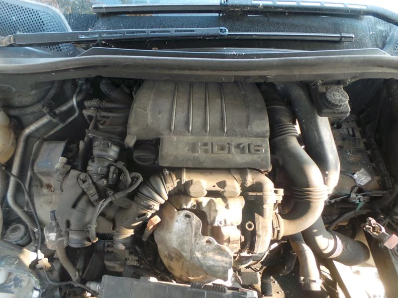 Citroen C4 1.6 HDI, снимка 7 - Автомобили и джипове - 47850576