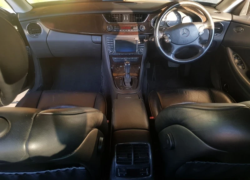 Mercedes-Benz CLS 500  - изображение 10