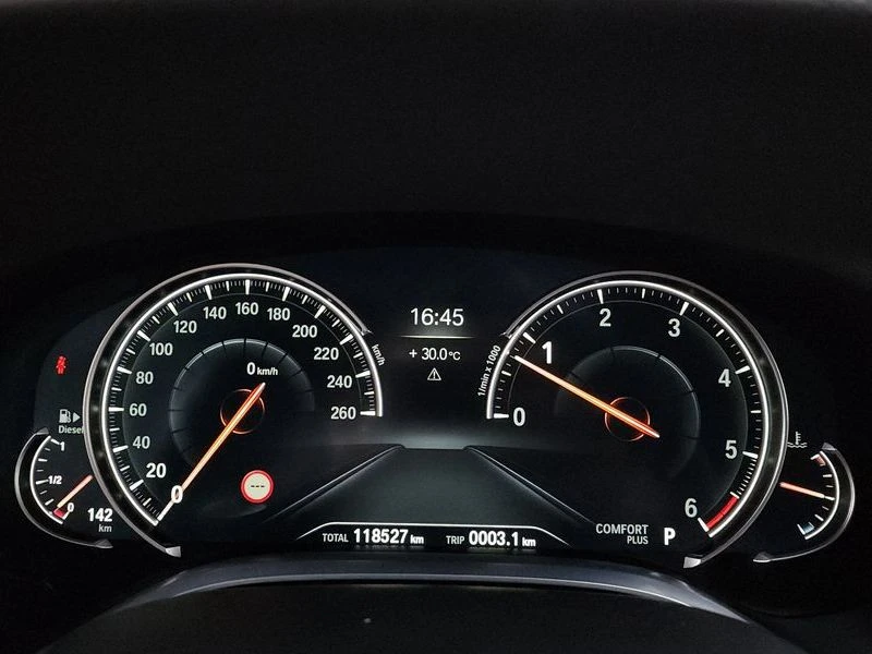 BMW 740 740d xDrive M Sport| 320к.с.| ВКЛ.ТЕХНОТЕСТ, снимка 8 - Автомобили и джипове - 55627054