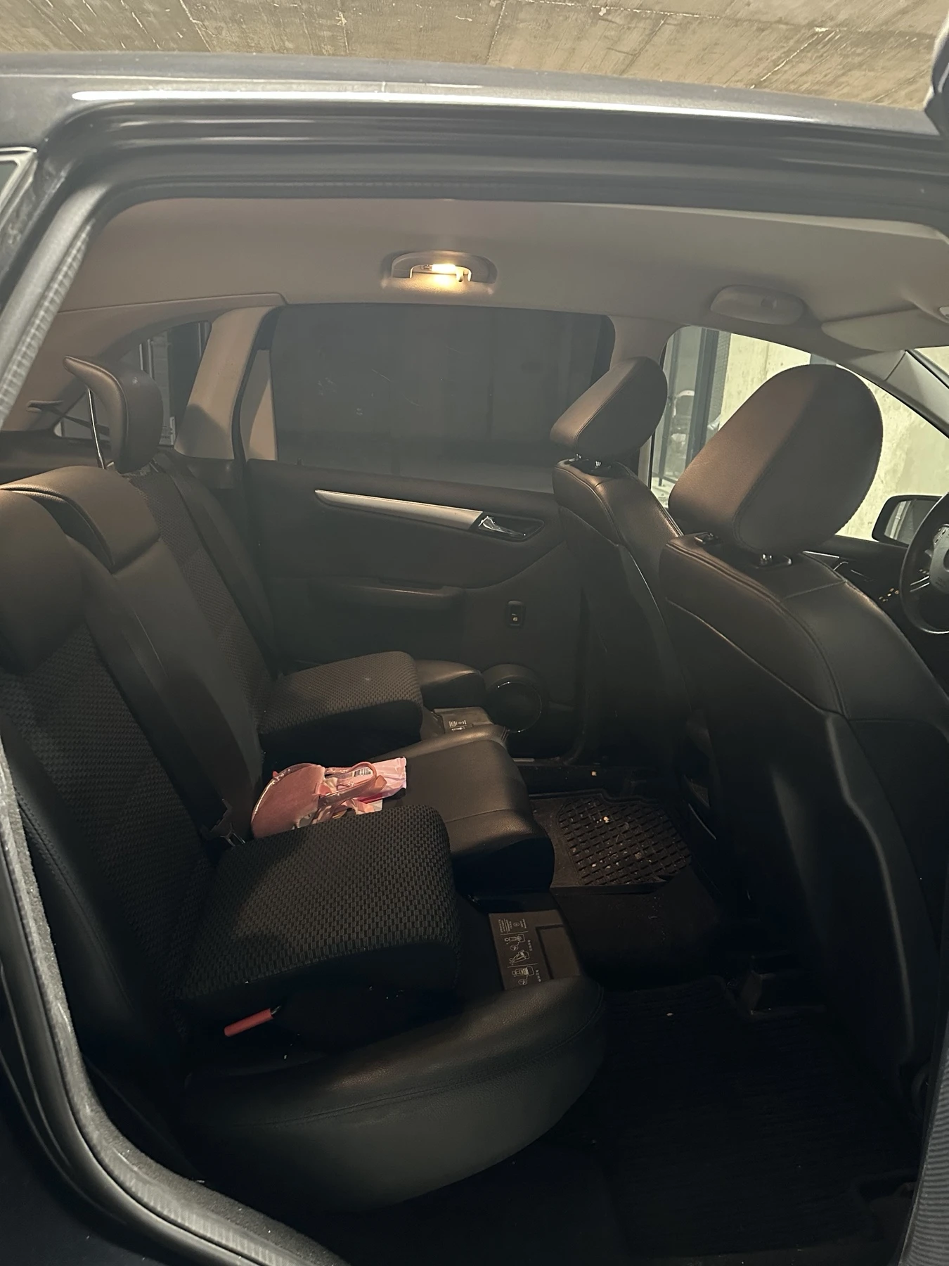 Mercedes-Benz B 200  - изображение 7