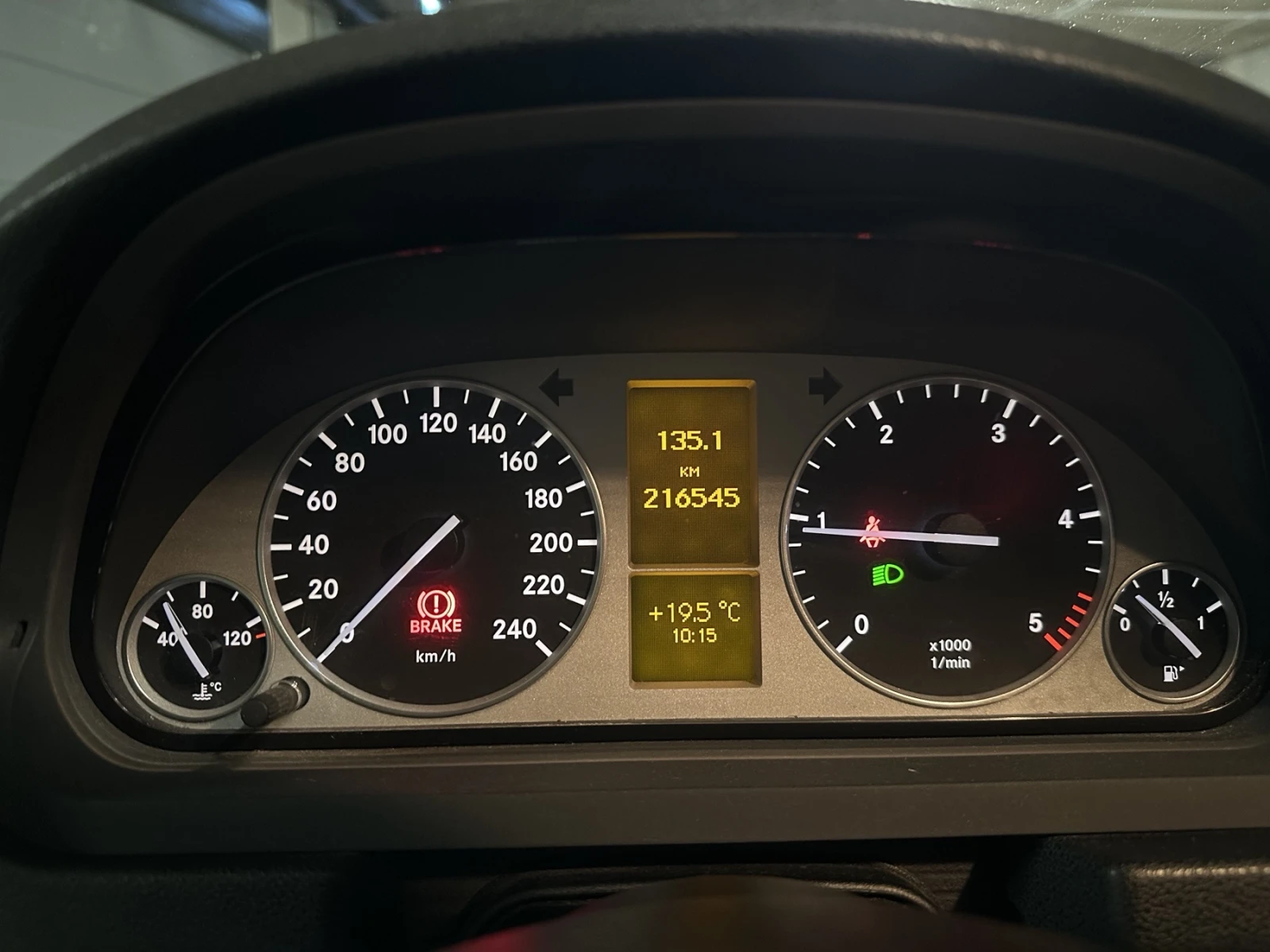Mercedes-Benz B 200  - изображение 5
