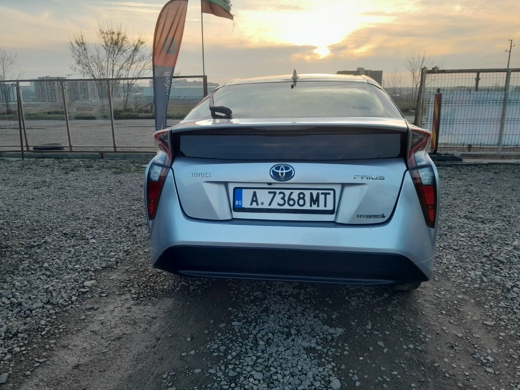 Toyota Prius  - изображение 8
