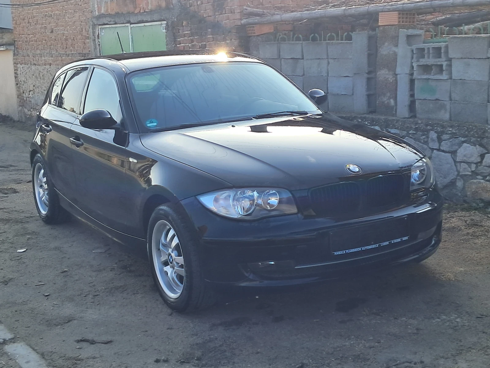 BMW 118 2.0 - изображение 6