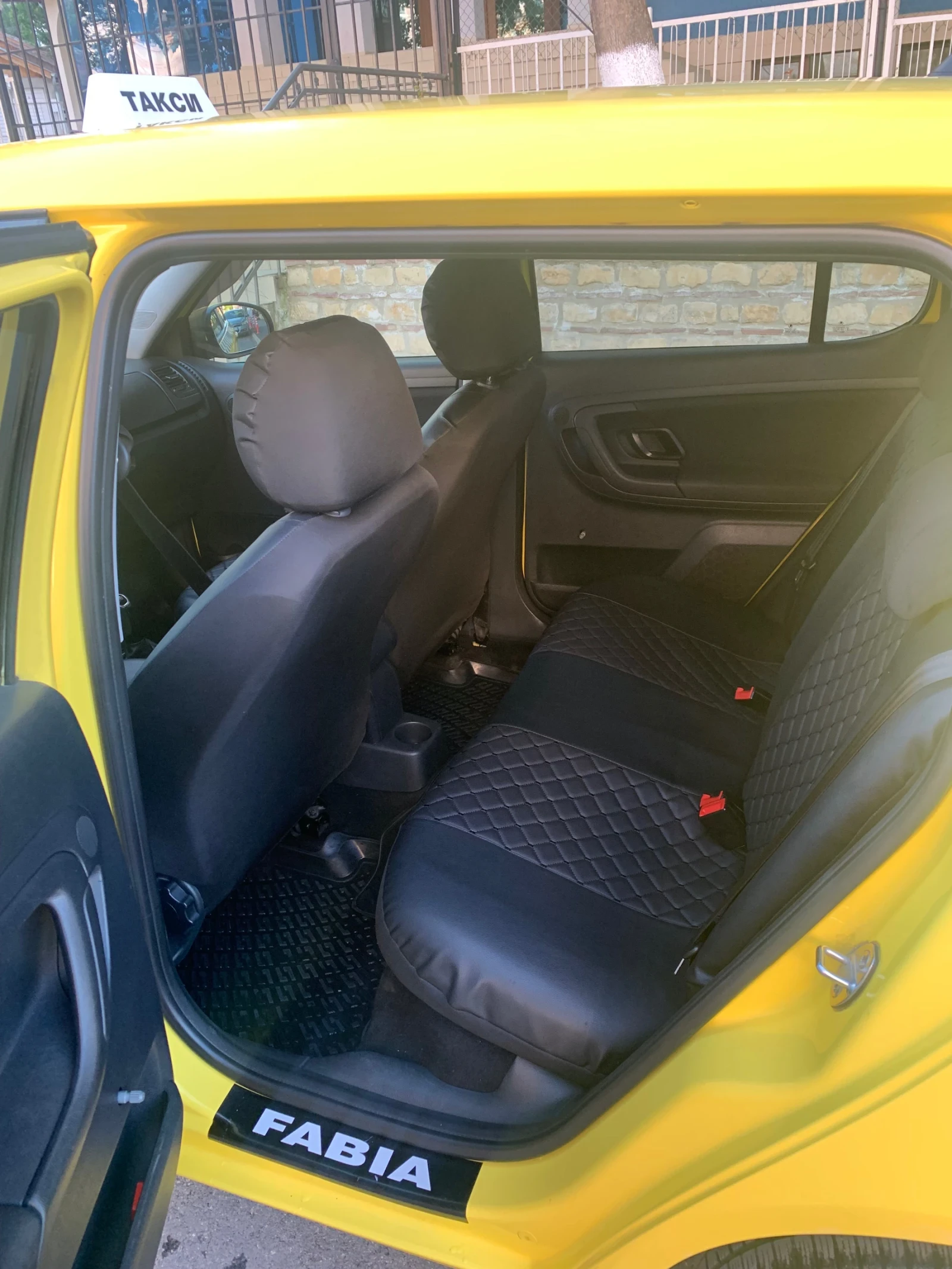 Skoda Fabia 1.6 TDI 90 к.с. - изображение 8
