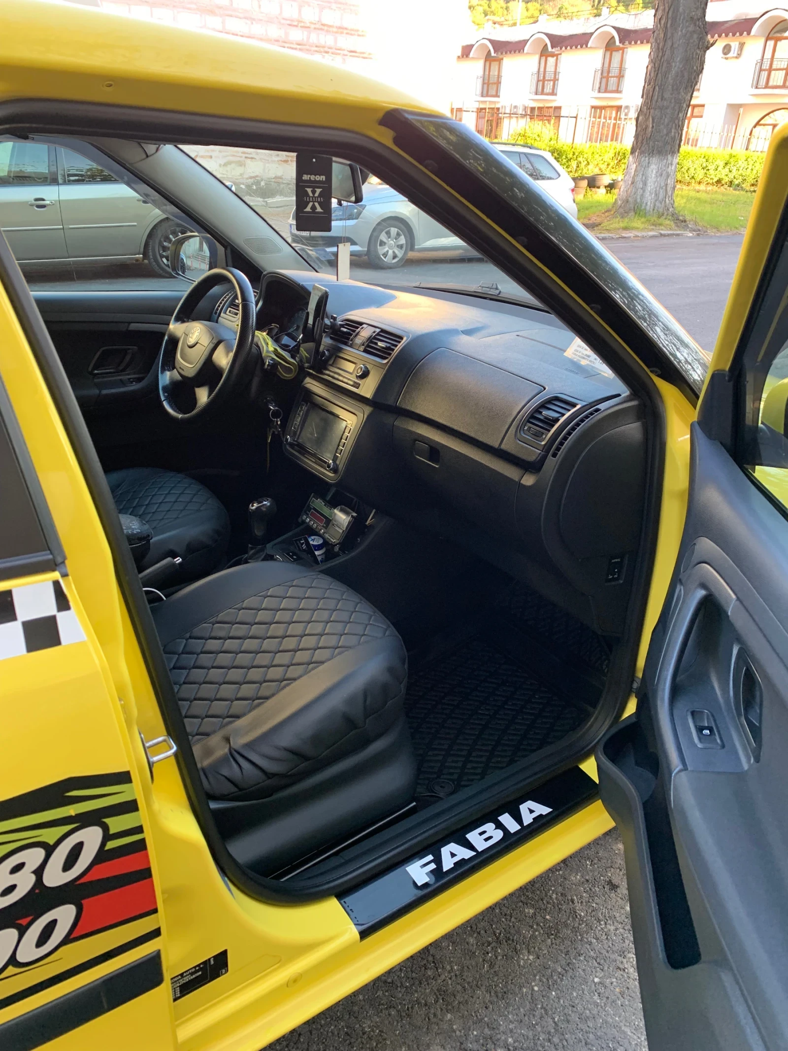 Skoda Fabia 1.6 TDI 90 к.с. - изображение 6