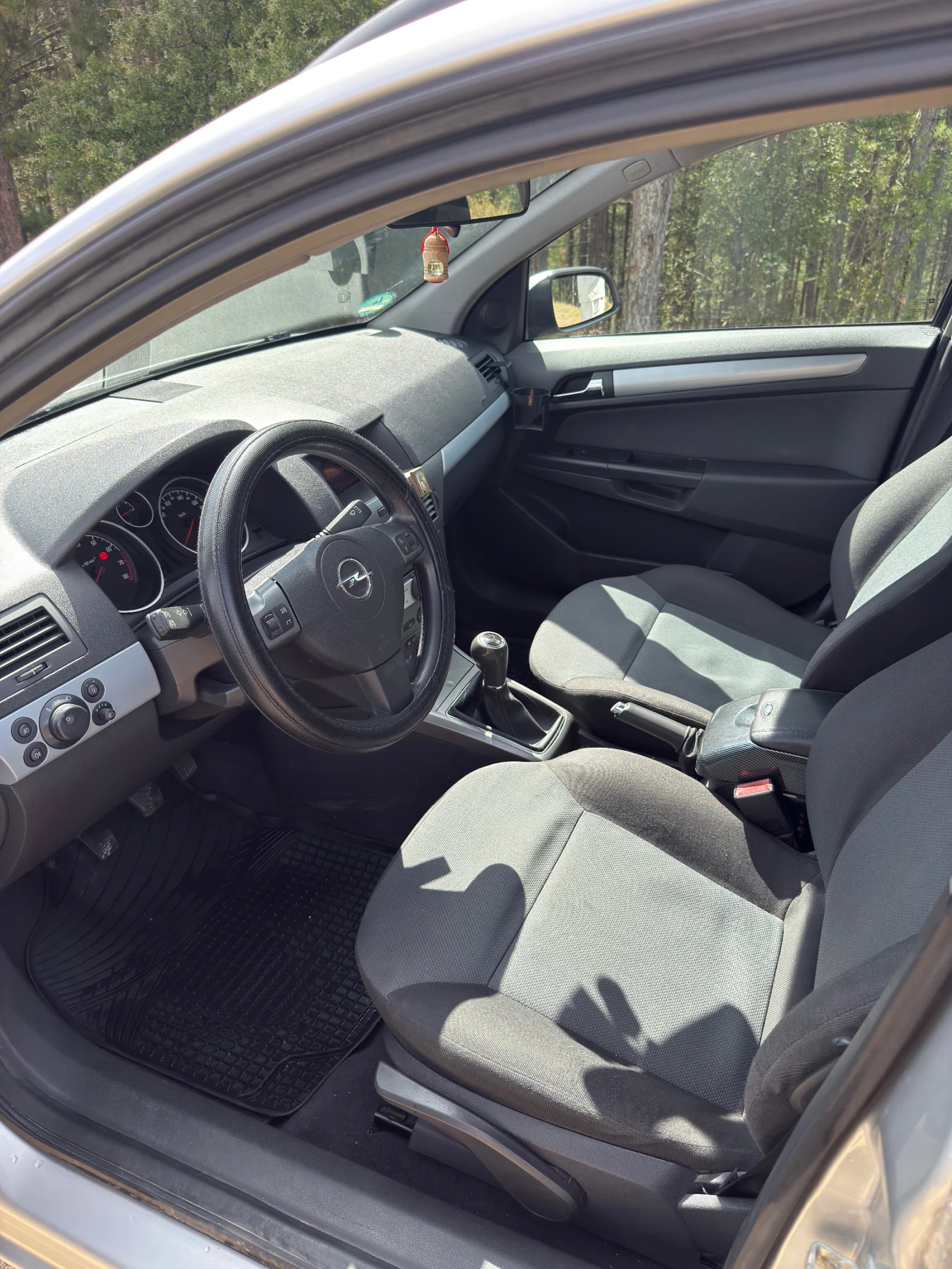 Opel Astra 1.6 - изображение 6