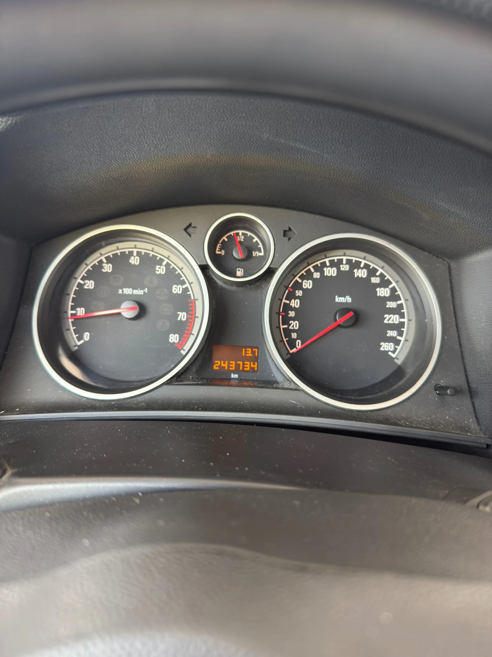 Opel Astra 1.6 - изображение 9