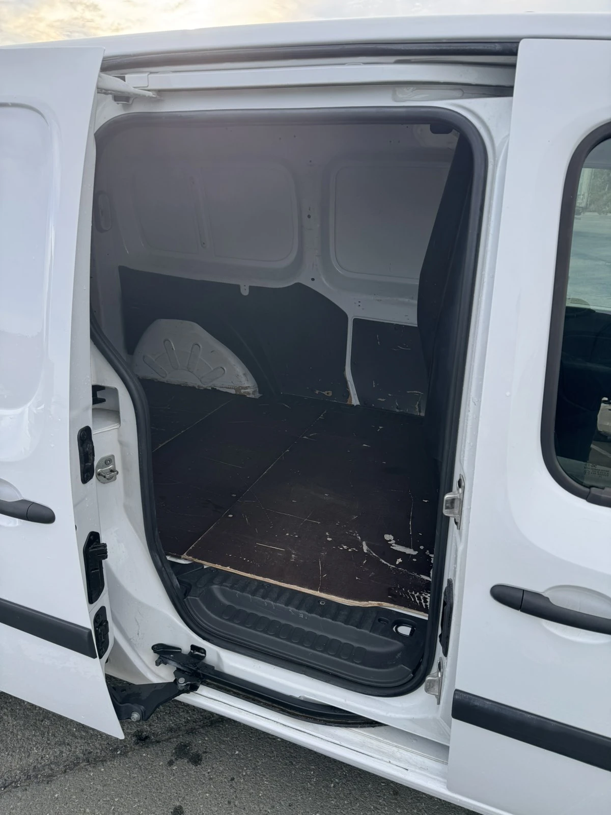 Renault Kangoo Maxi - изображение 6