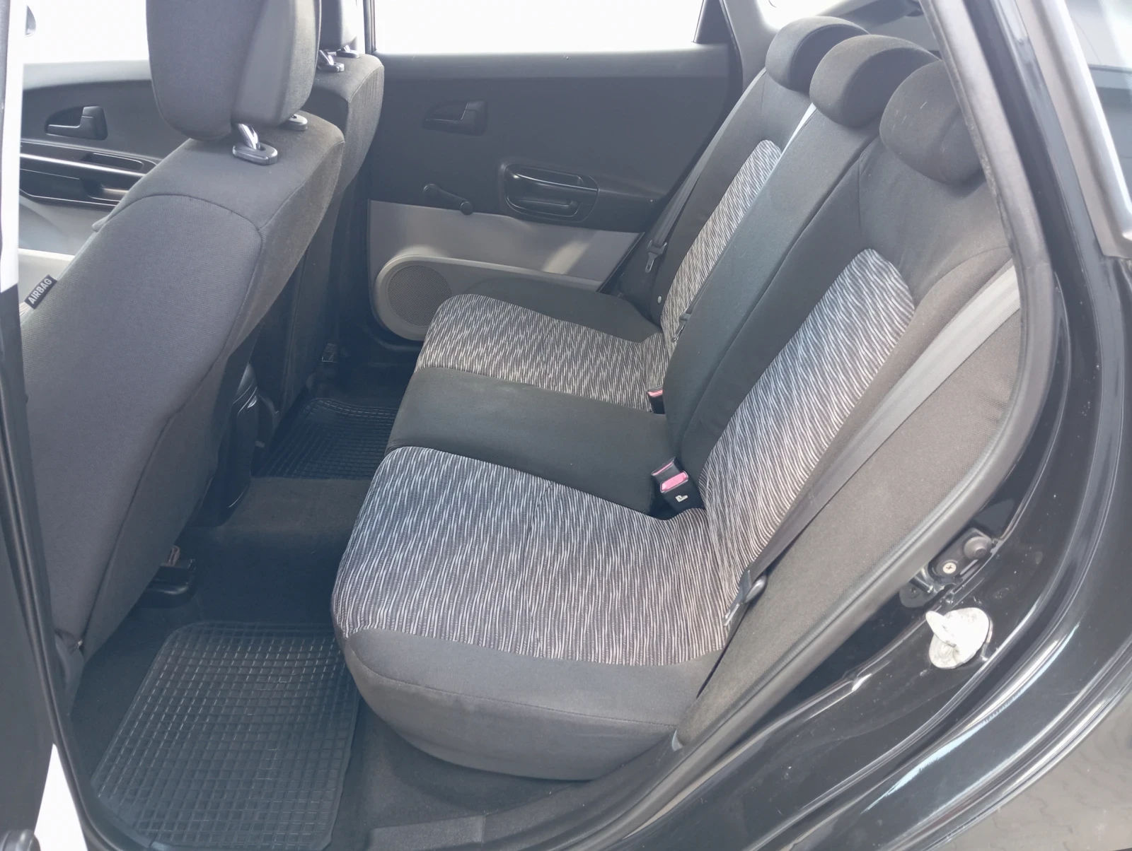 Kia Ceed 1.4i LPG - изображение 10
