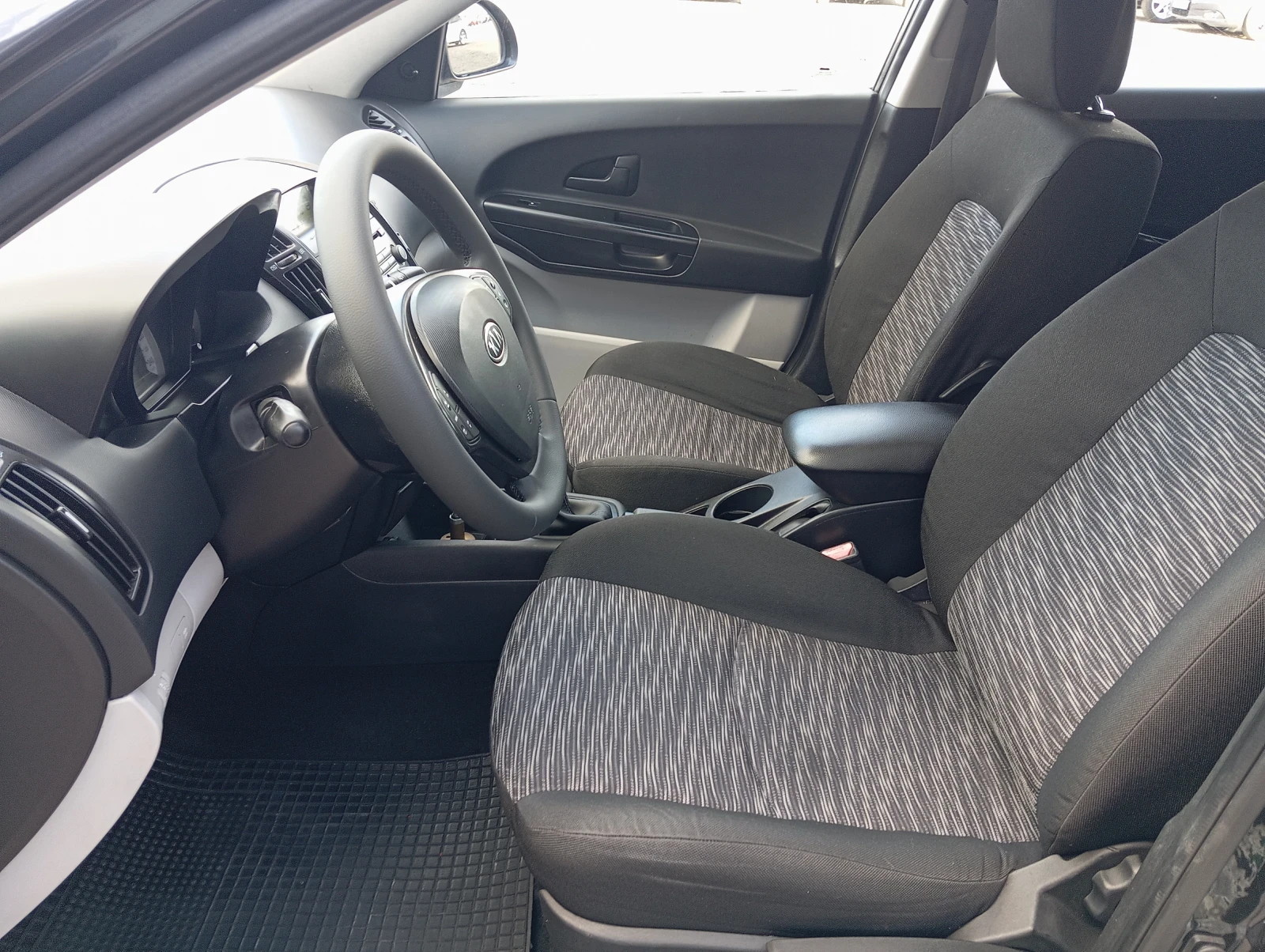 Kia Ceed 1.4i LPG - изображение 7