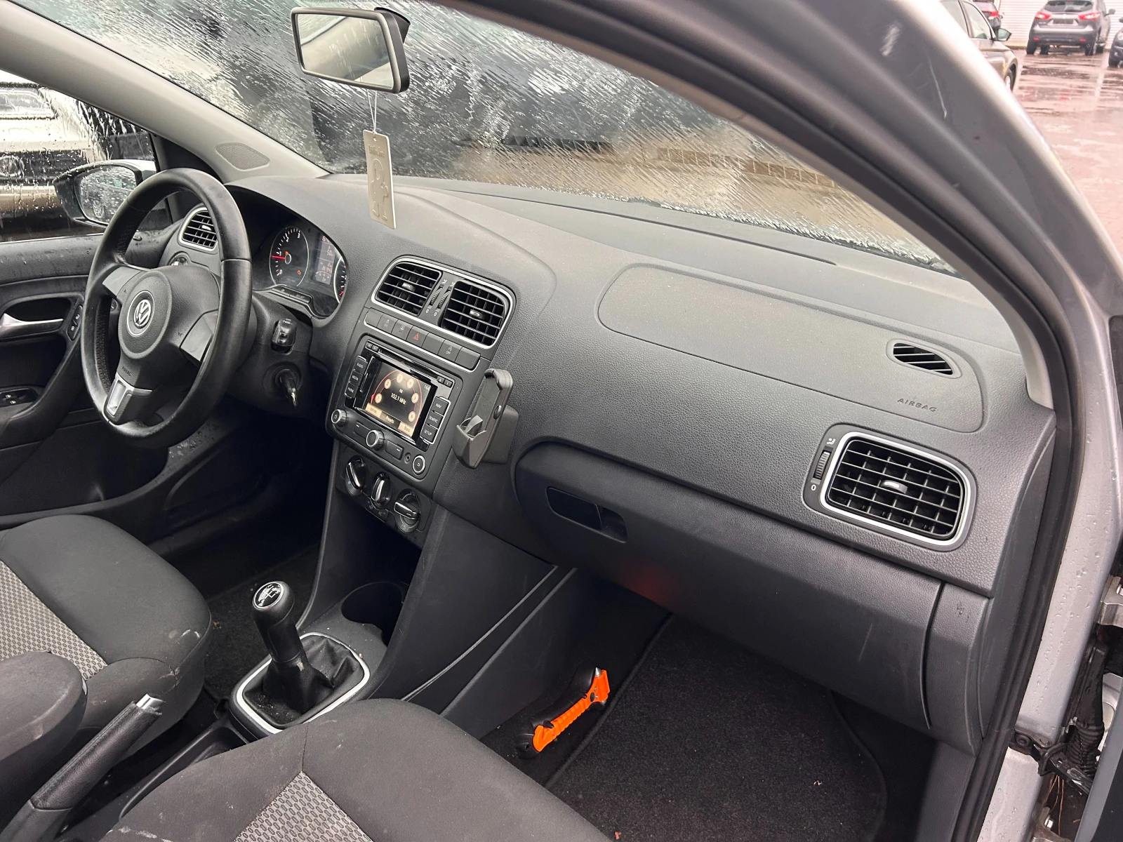 VW Polo 1.2TDI NAVI EURO 5 - изображение 10