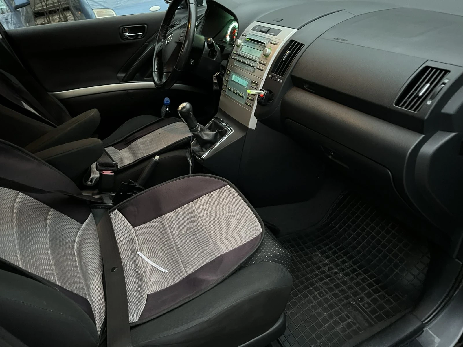 Toyota Verso  - изображение 8