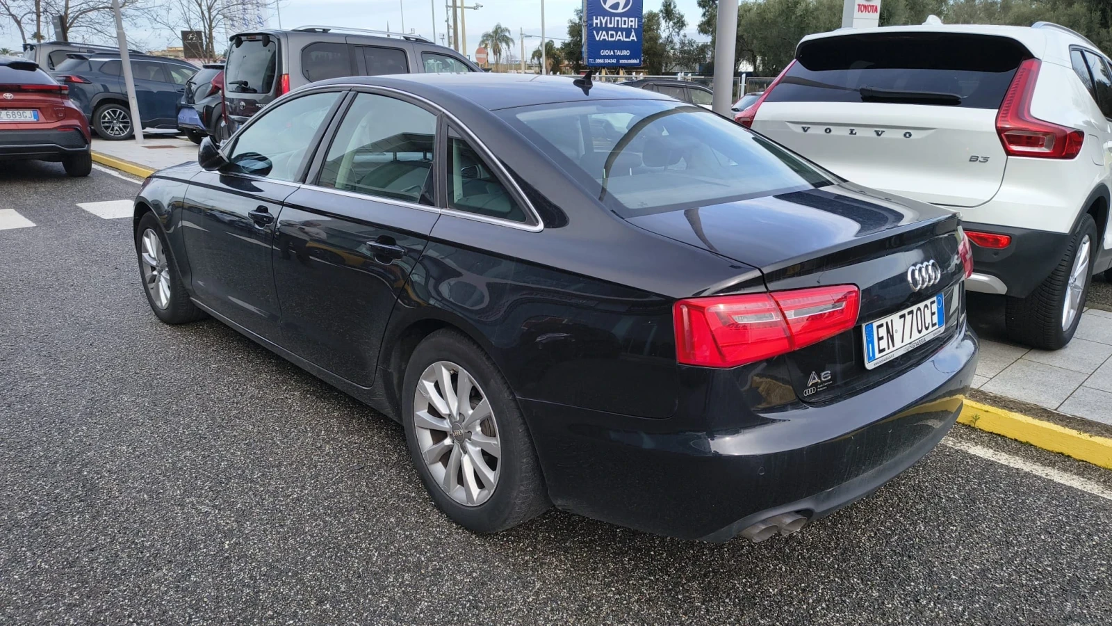 Audi A6 Като нова , снимка 6 - Автомобили и джипове - 53863744