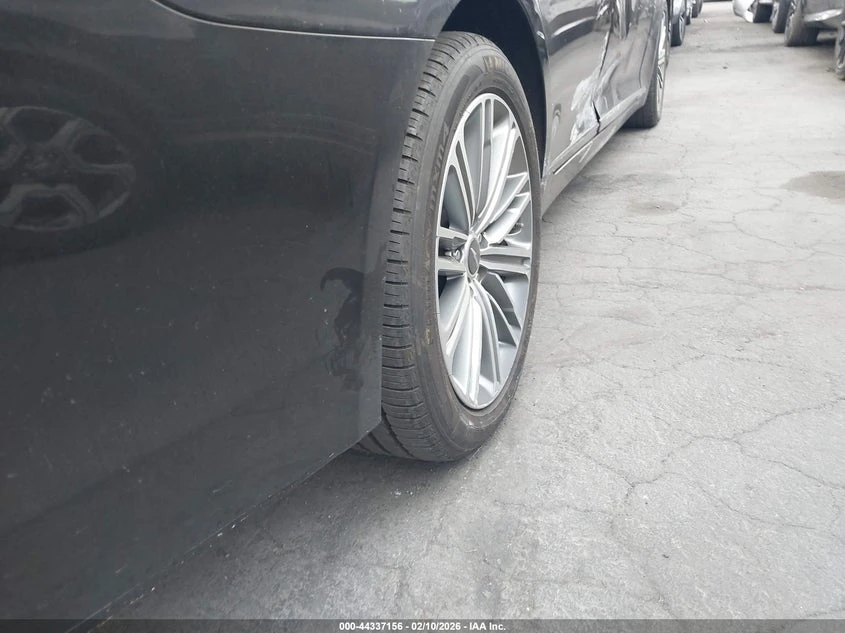 Genesis G80 3.8l 3.8 Rwd, снимка 12 - Автомобили и джипове - 53918893