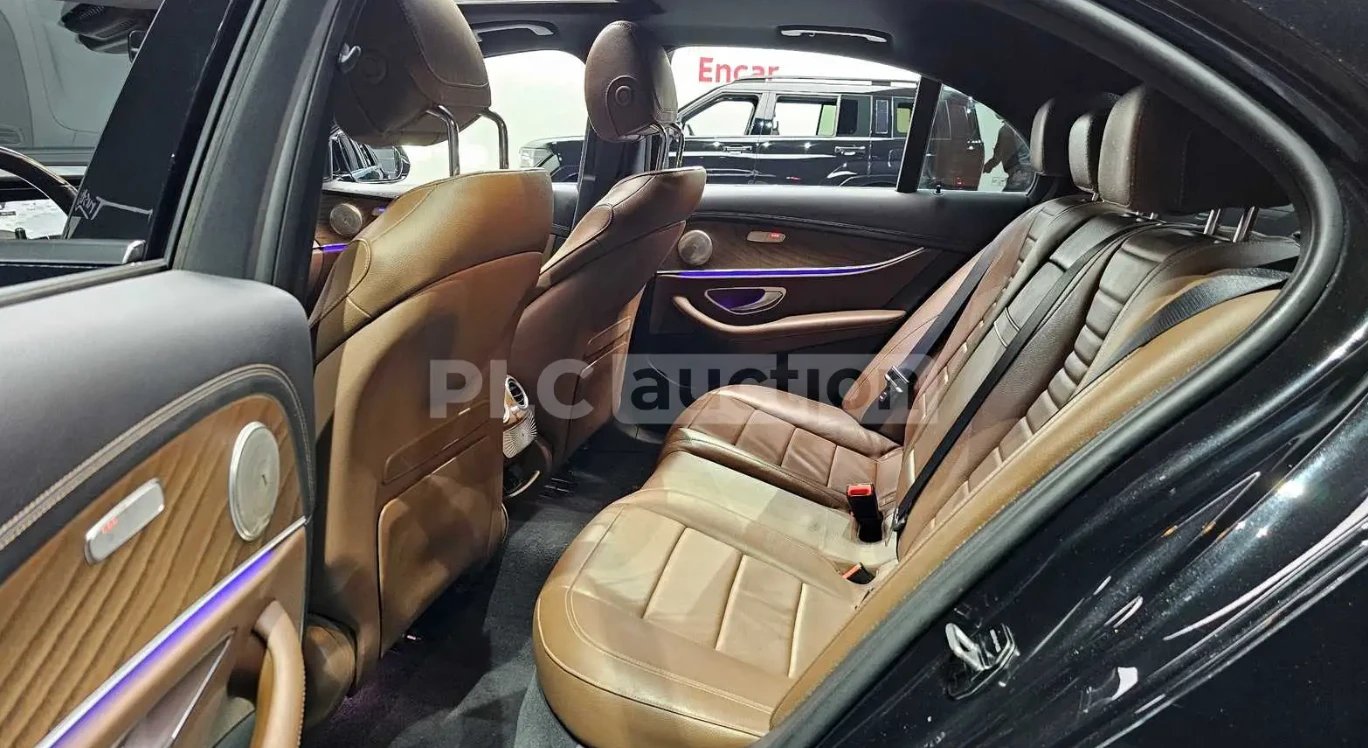 Mercedes-Benz E 250 ПОДГРЕВИ* ОБДУХВАНЕ* 2 КЛЮЧА, снимка 8 - Автомобили и джипове - 53983760