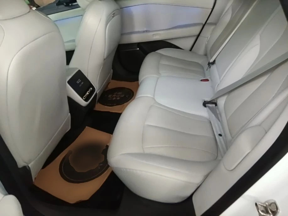 Xpeng P7 P7+ RWD  Long-Range Max 60.7kWh, снимка 14 - Автомобили и джипове - 54579853
