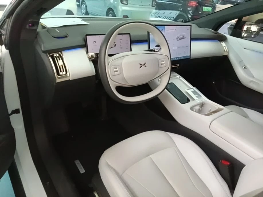 Xpeng P7 P7+ RWD  Long-Range Max 60.7kWh, снимка 10 - Автомобили и джипове - 54579853