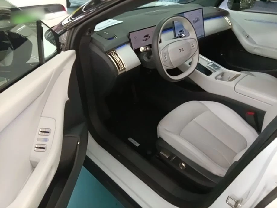 Xpeng P7 P7+ RWD  Long-Range Max 60.7kWh, снимка 9 - Автомобили и джипове - 54579853
