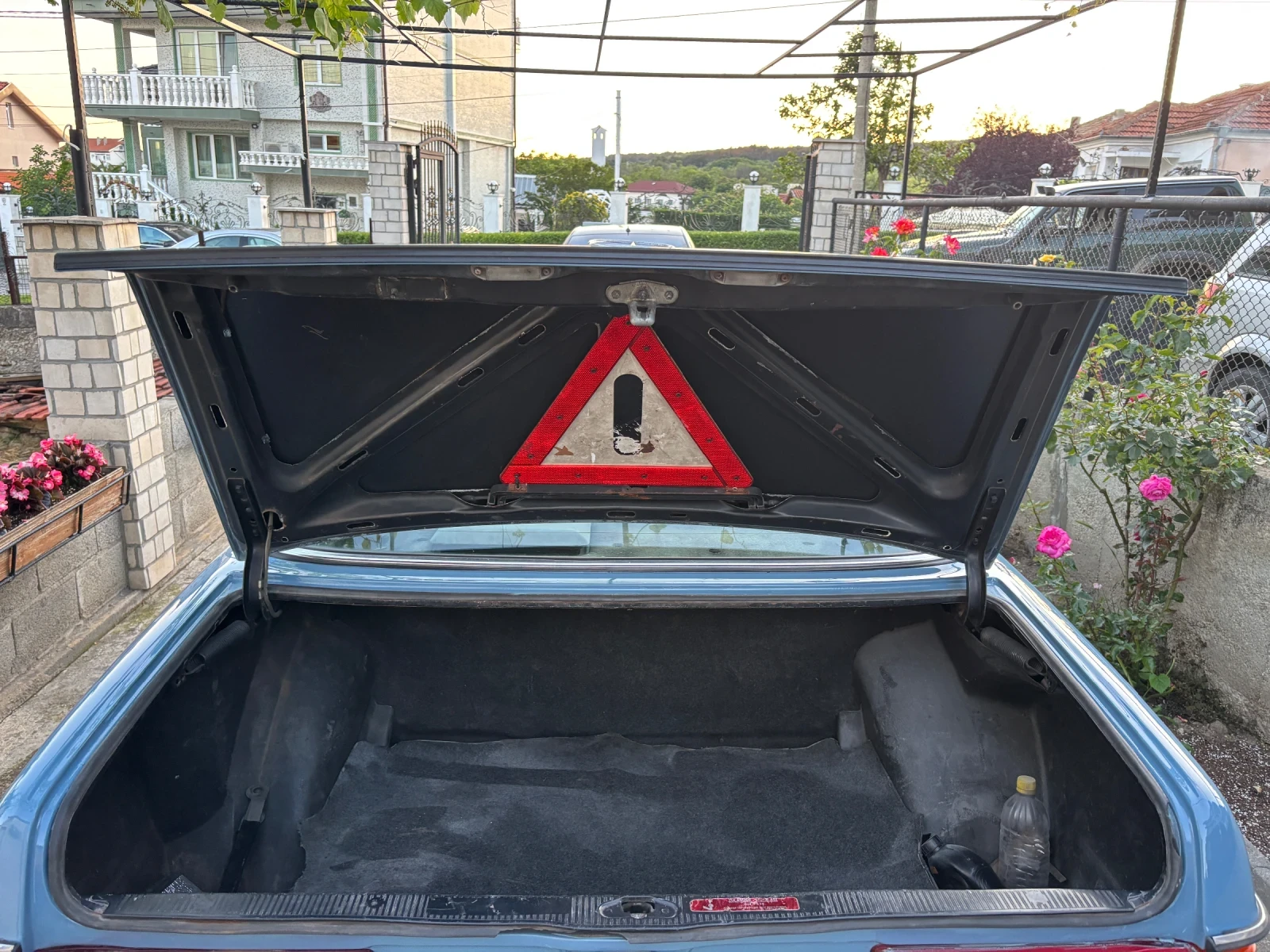 Mercedes-Benz 123 240d , снимка 9 - Автомобили и джипове - 54896756