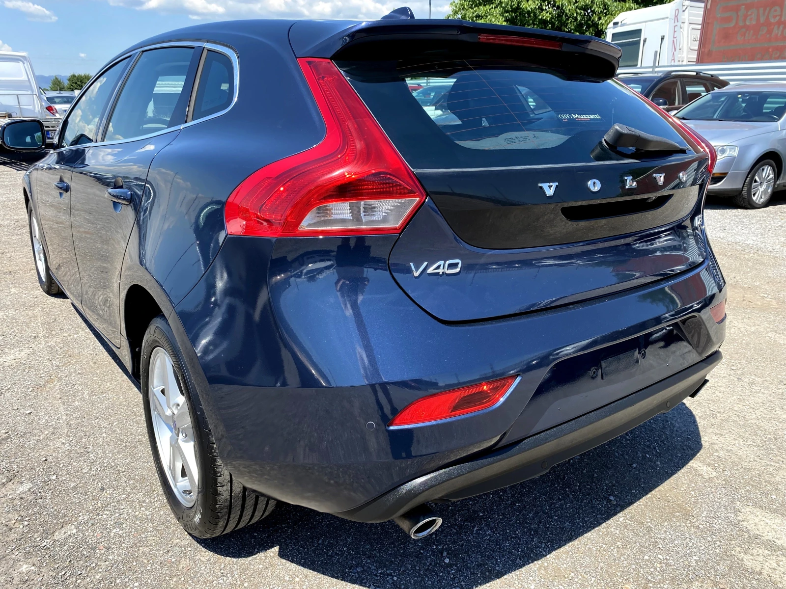 Volvo V40 2.0 D3 150к.с AUTOMATIC, снимка 3 - Автомобили и джипове - 55048975