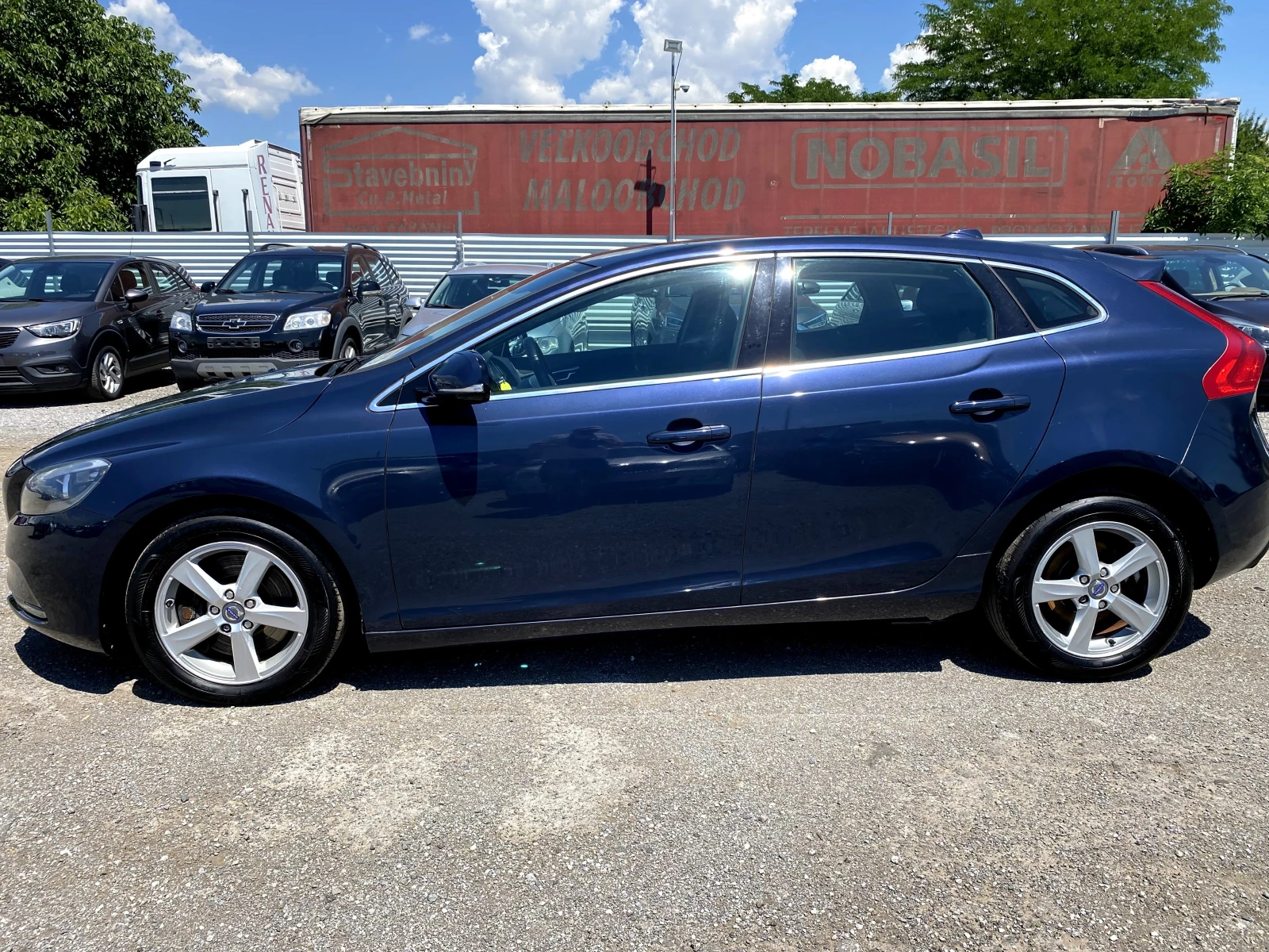 Volvo V40 2.0 D3 150к.с AUTOMATIC, снимка 2 - Автомобили и джипове - 55048975