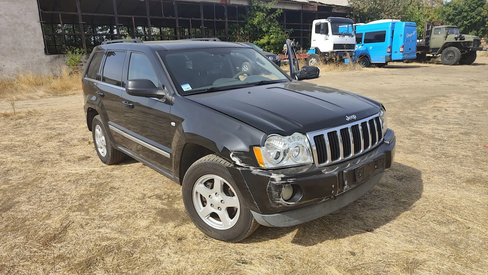 Jeep Grand cherokee 3.0 d, снимка 2 - Автомобили и джипове - 56355383