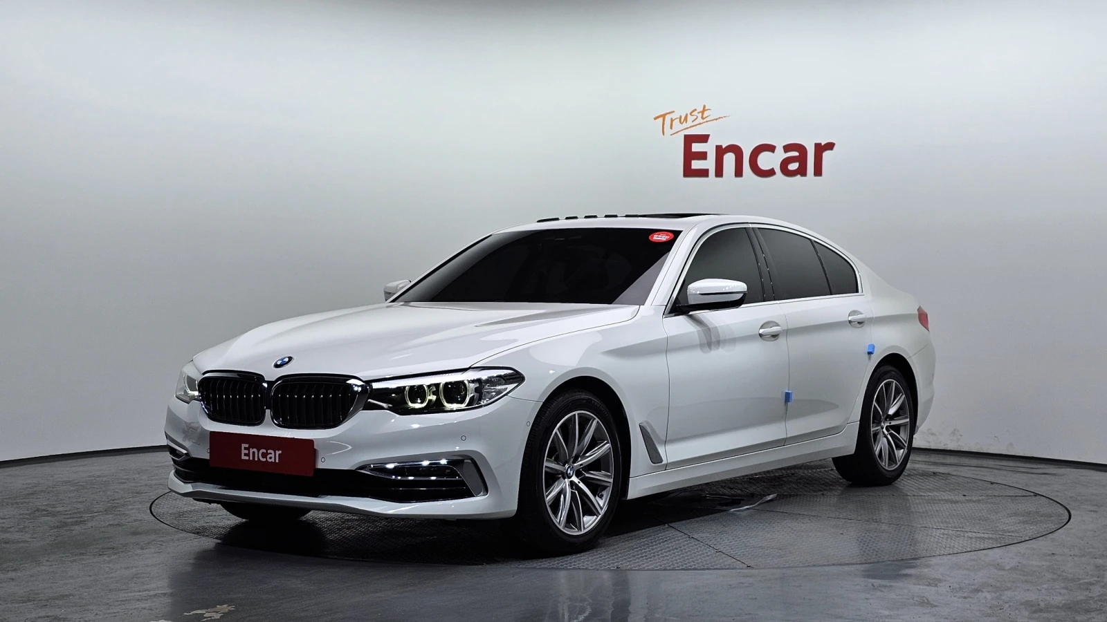 BMW 520 BLIND SPOT* HUD* ЕЛ. БАГАЖНИК* ЛЮК* КРАЙНА ЦЕНА