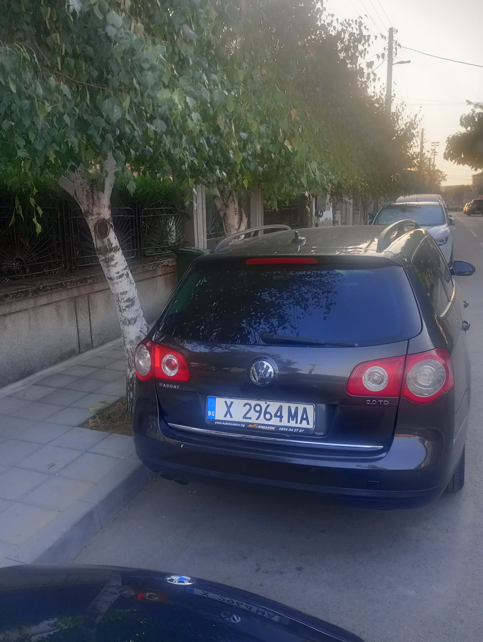 VW Passat 2.0 TDI, снимка 4 - Автомобили и джипове - 55645822