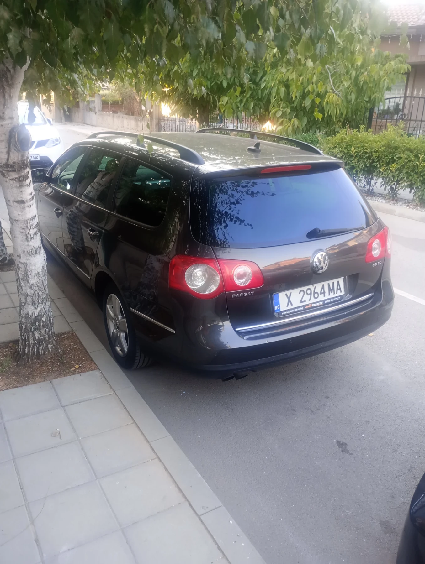 VW Passat 2.0 TDI, снимка 3 - Автомобили и джипове - 55645822
