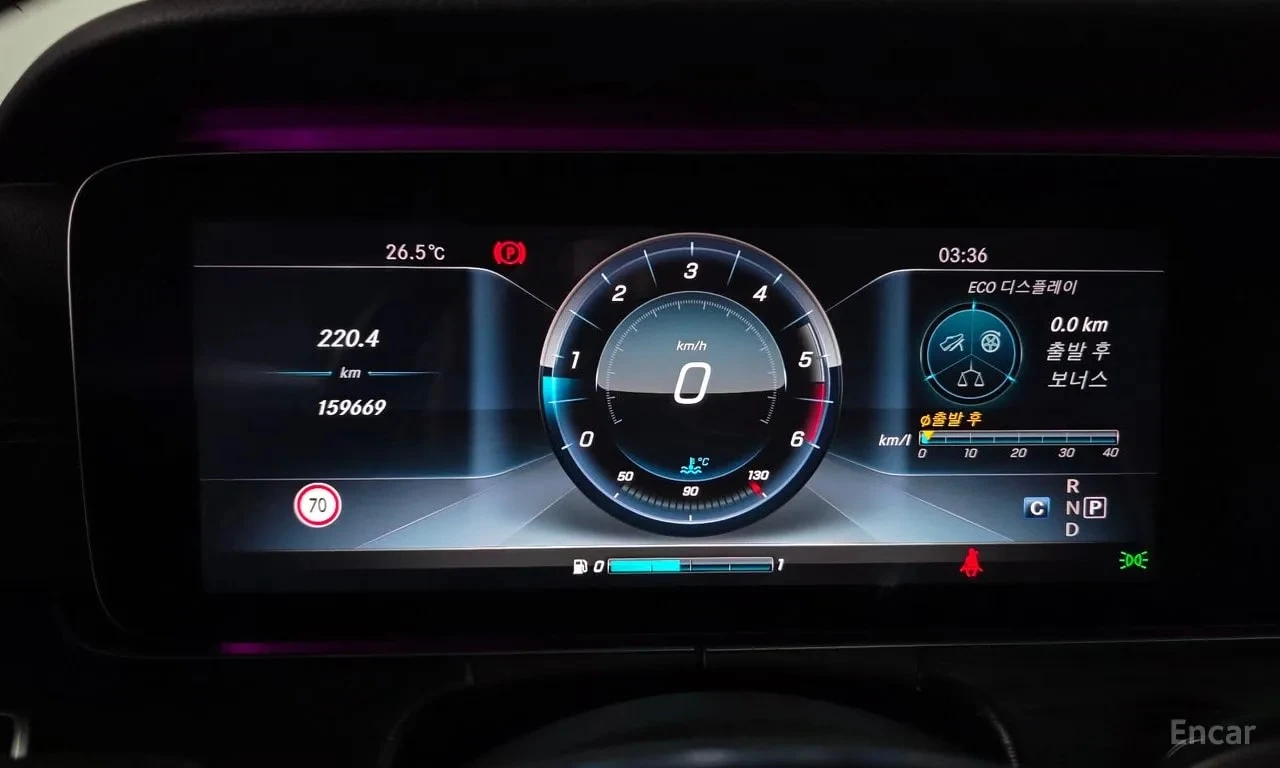 Mercedes-Benz E 220 * Coupe * АВТОКРЕДИТ БЕЗ ПЪРВОНАЧАЛНА ВНОСКА, снимка 10 - Автомобили и джипове - 55990993