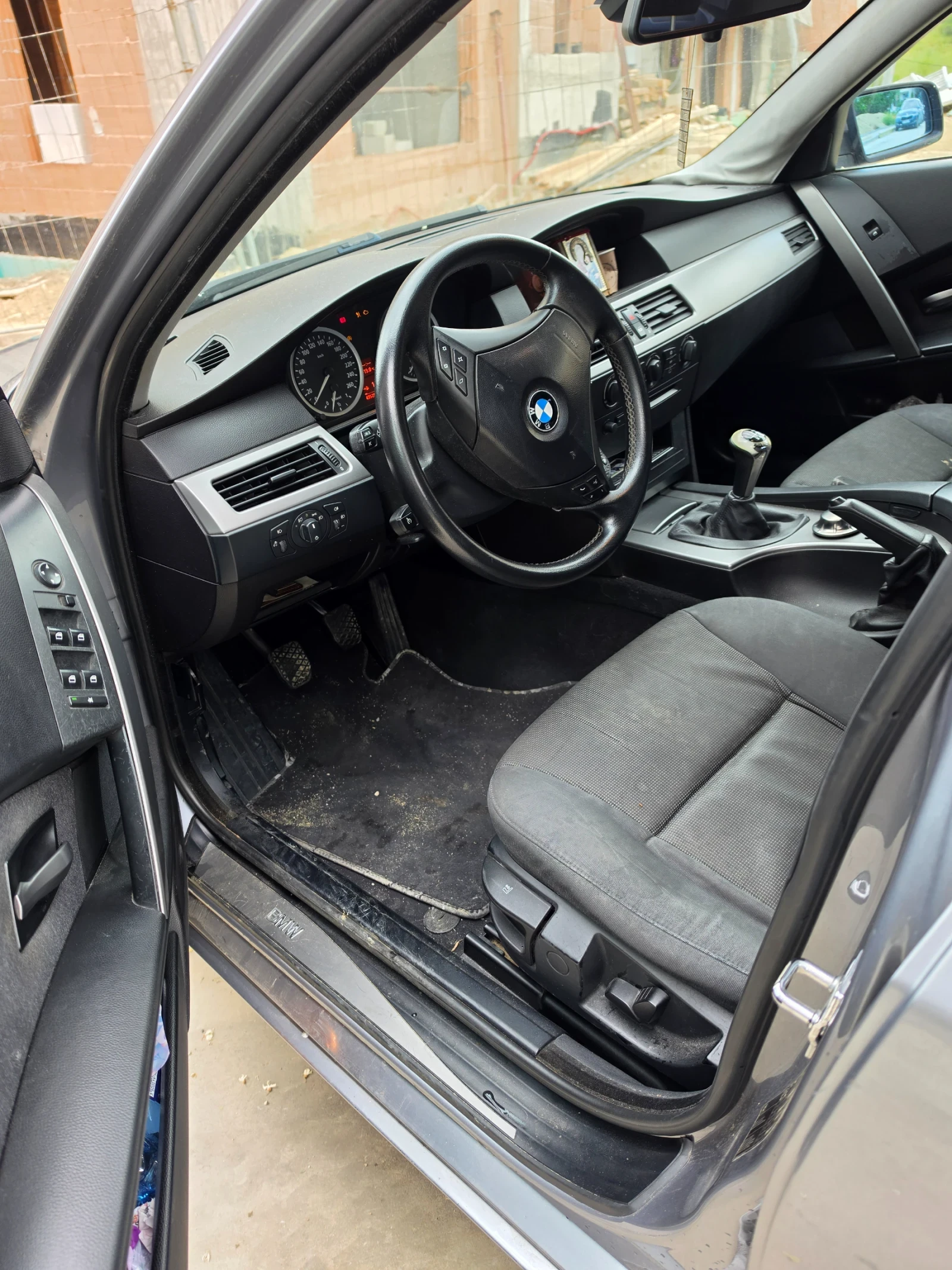 BMW 530 Е 60, снимка 5 - Автомобили и джипове - 56197096