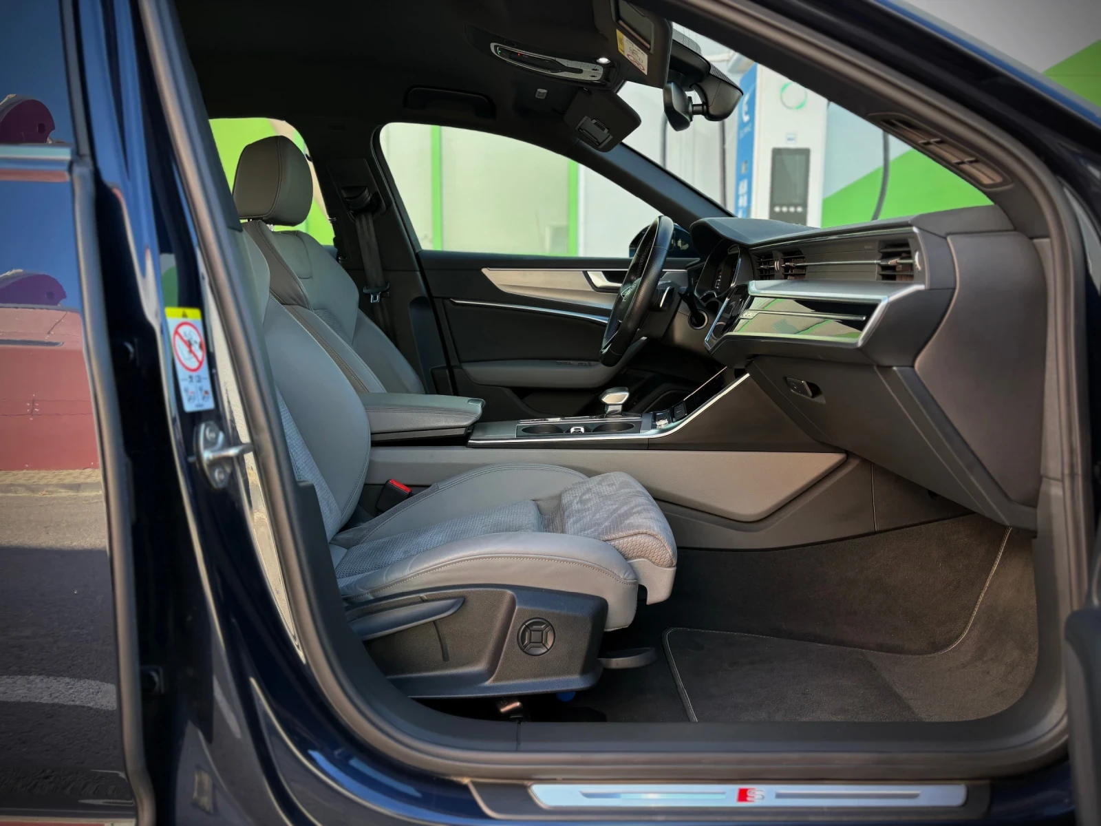 Audi A6 50TDI * S-LINE * MATRIX * VIRTUAL COCKPIT * ВЪЗДУХ, снимка 9 - Автомобили и джипове - 56737411